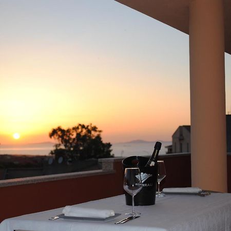 Готель La Terrazza Sul Golfo Sennori Екстер'єр фото